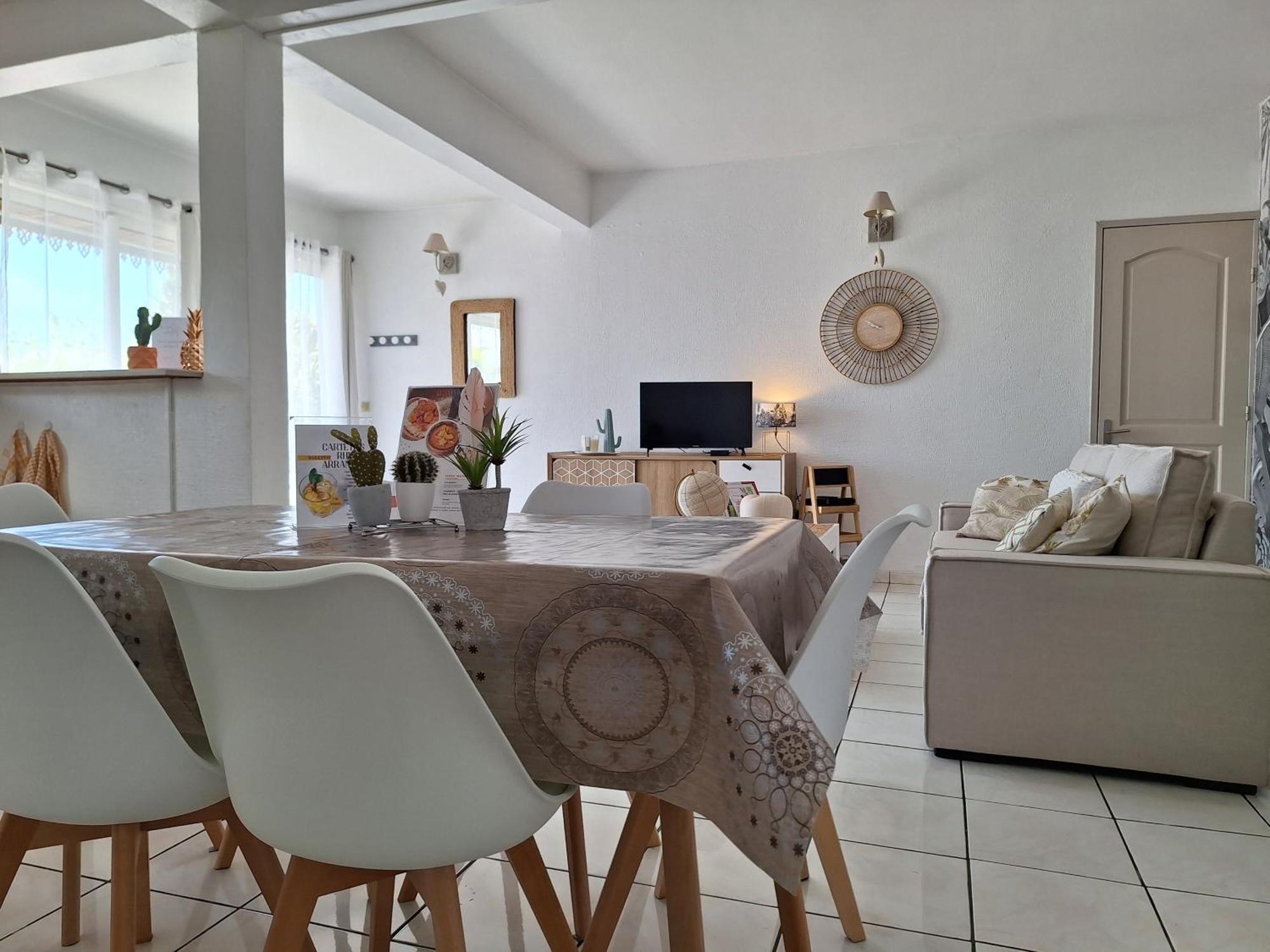 Le Cocon De Madana Apartment แซ็ง-โฌเซฟ ภายนอก รูปภาพ