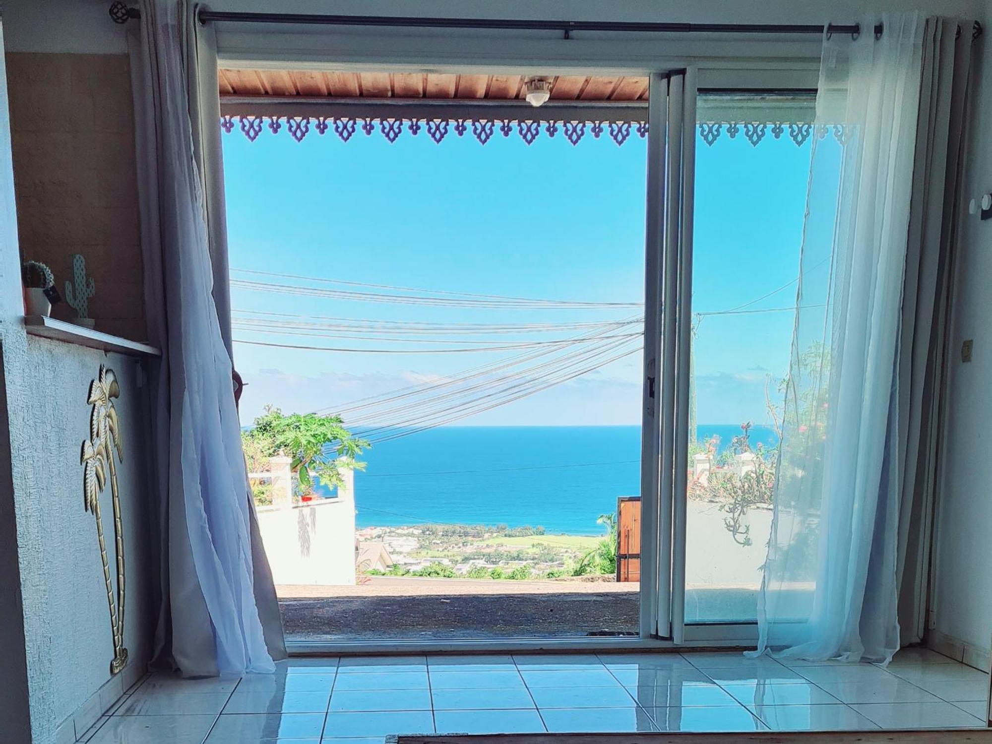 Le Cocon De Madana Apartment แซ็ง-โฌเซฟ ภายนอก รูปภาพ