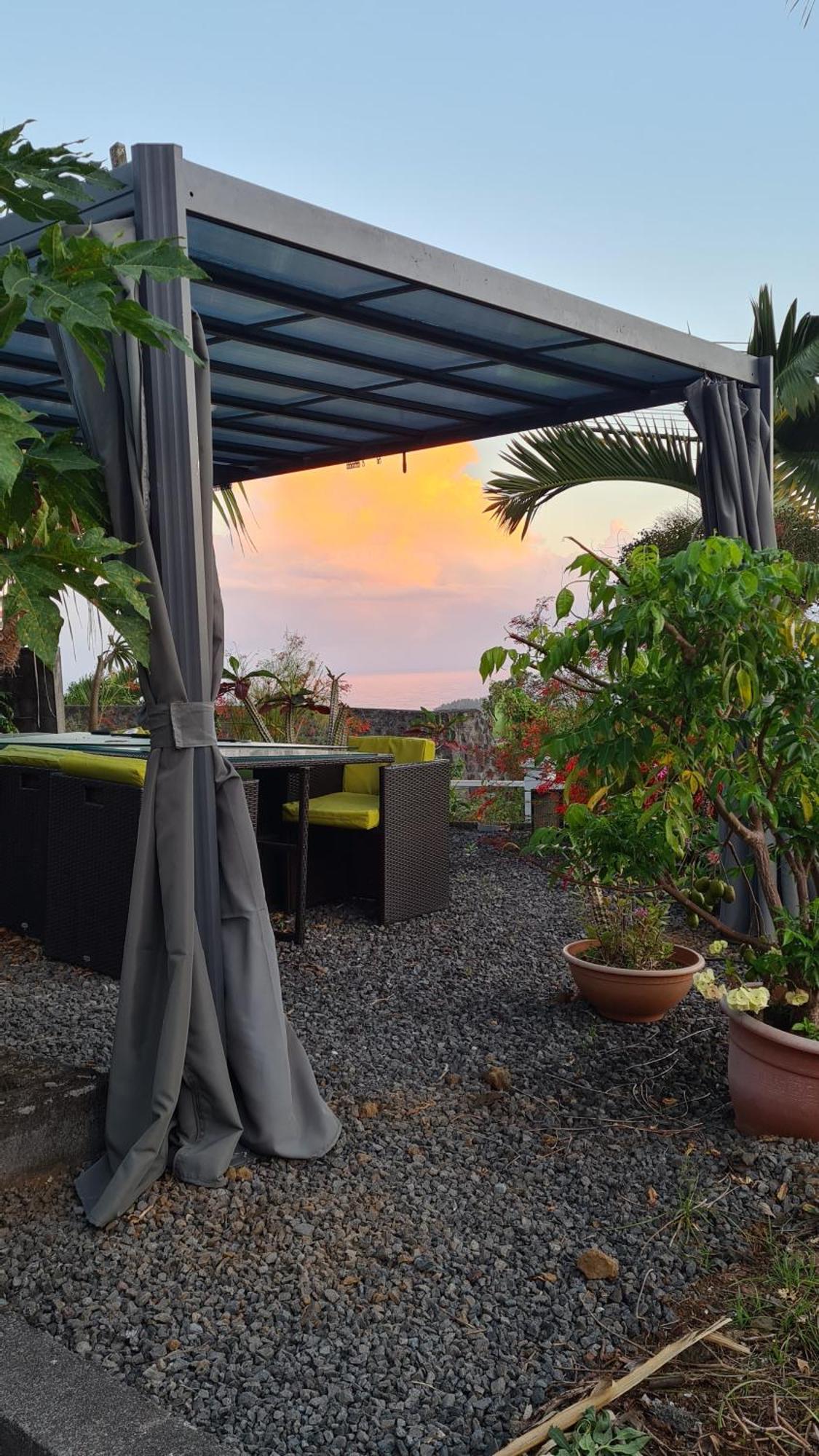 Le Cocon De Madana Apartment แซ็ง-โฌเซฟ ภายนอก รูปภาพ
